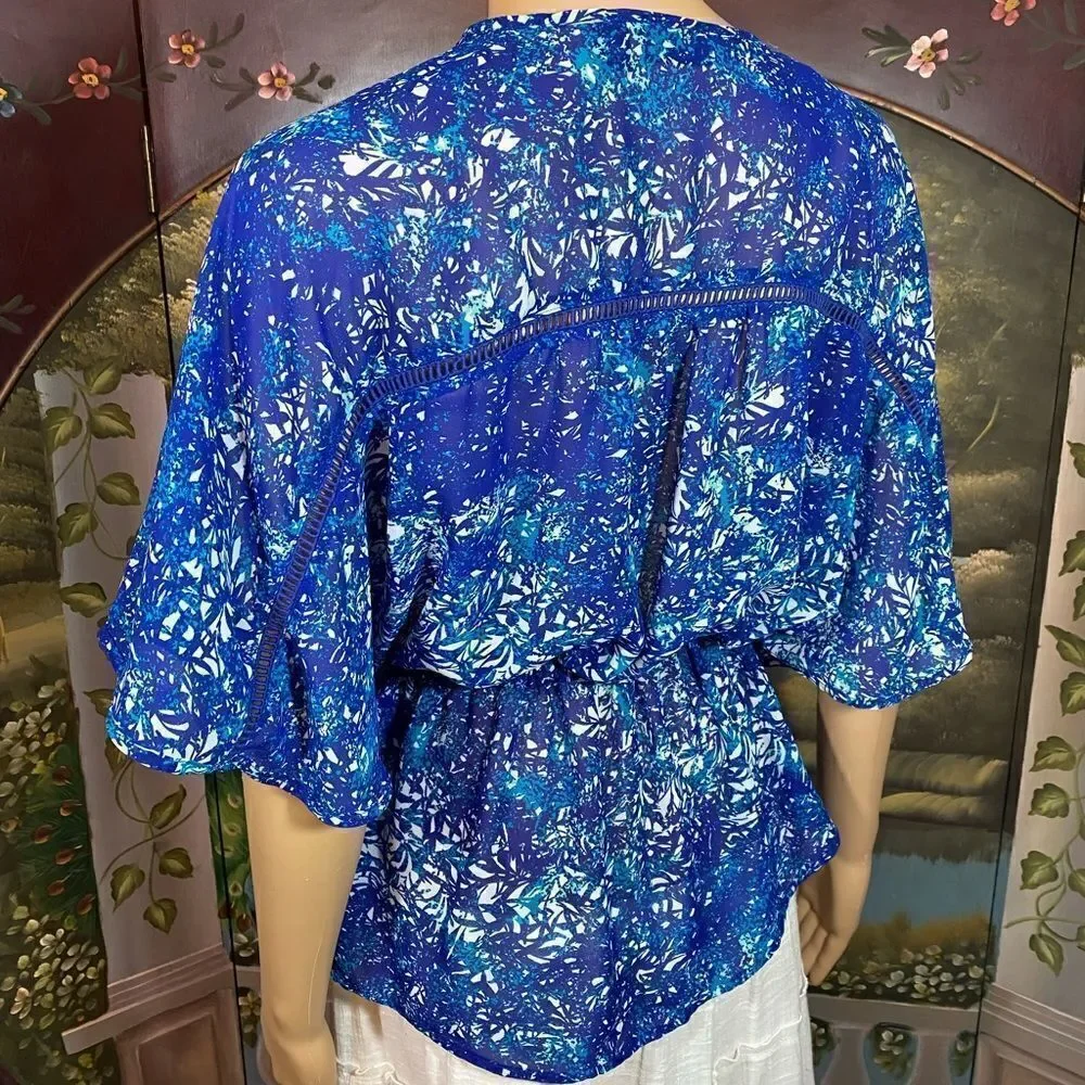 a.n.a. “A New Approach” Blue and Turquoise Batwing Sleeve Blouse Size XS - Picture 3 of 3